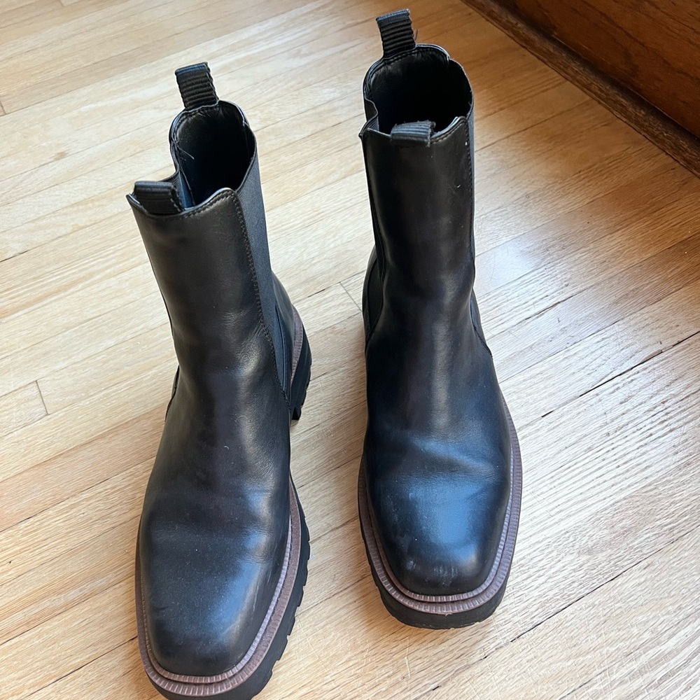 Sam Edelman Laguna Chelsea Boot - Black - Picture 2 of 8